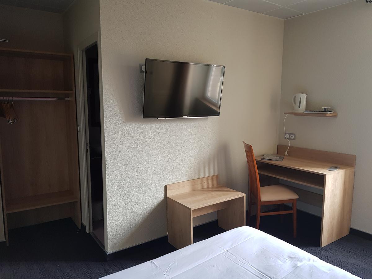 Hotel Jeanne D'Arc Saint-Chély-dʼApcher Zewnętrze zdjęcie